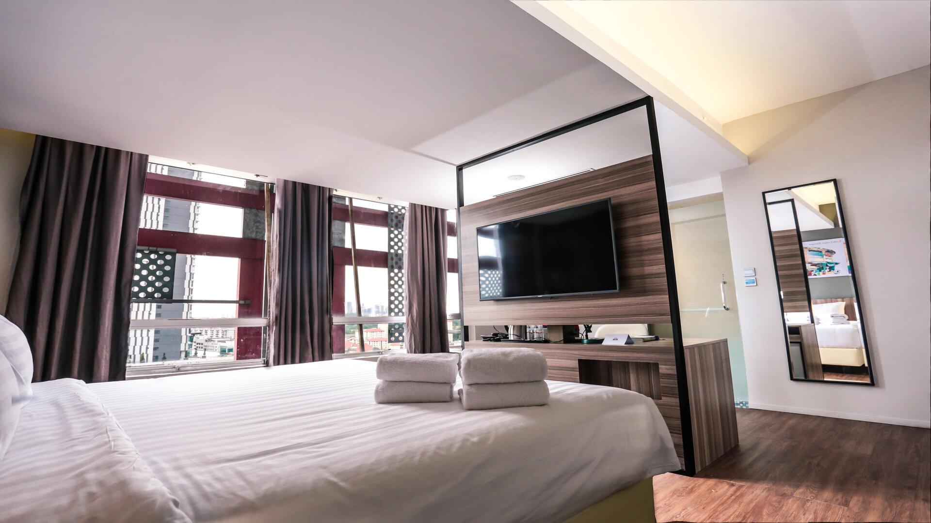 Hotel Days And Fraser Business Park Kl