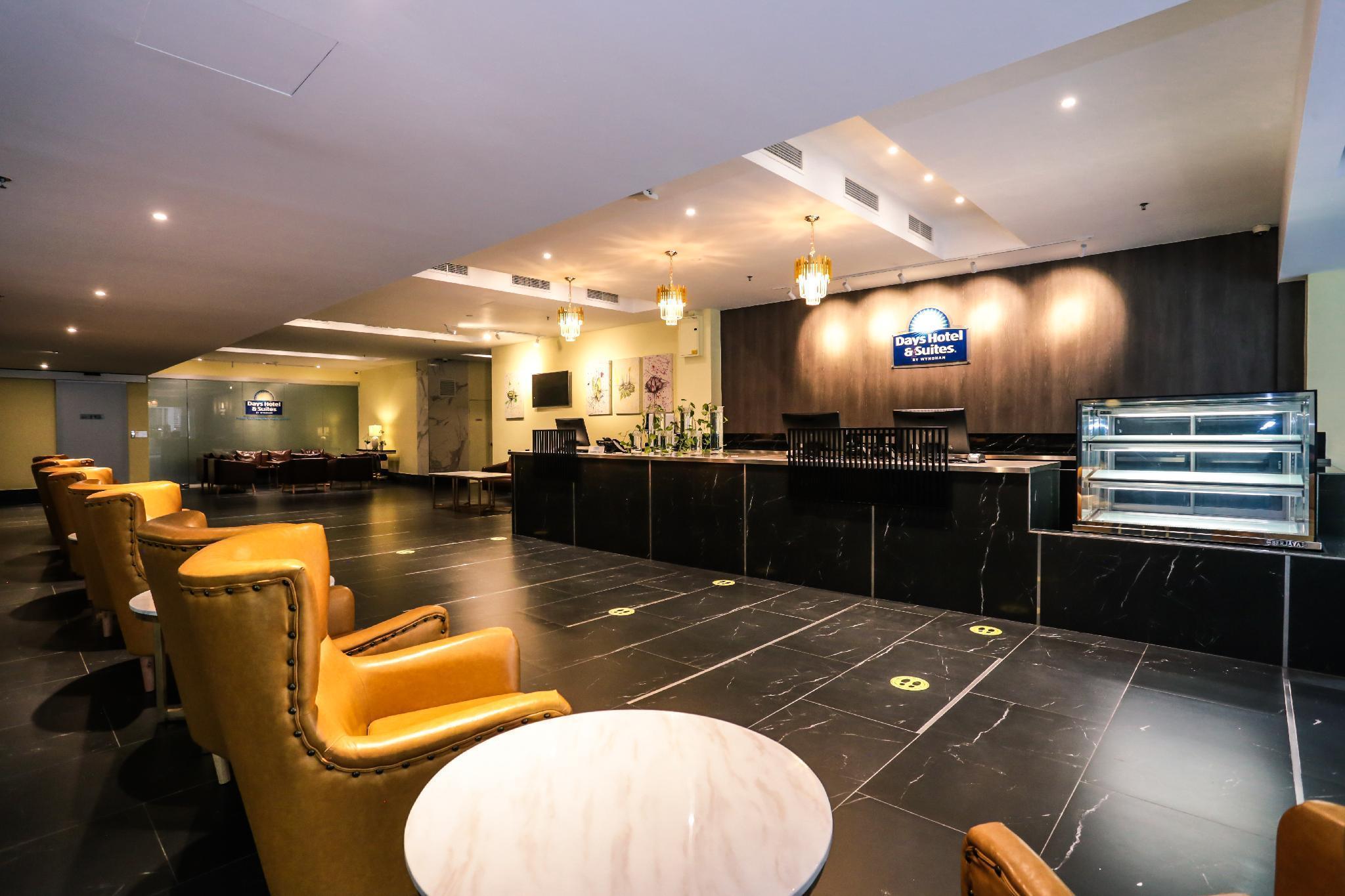 Hotel Days And Fraser Business Park Kl 3*