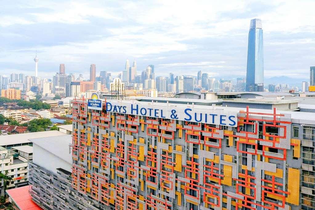 Hotel Days And Fraser Business Park Kl 3*